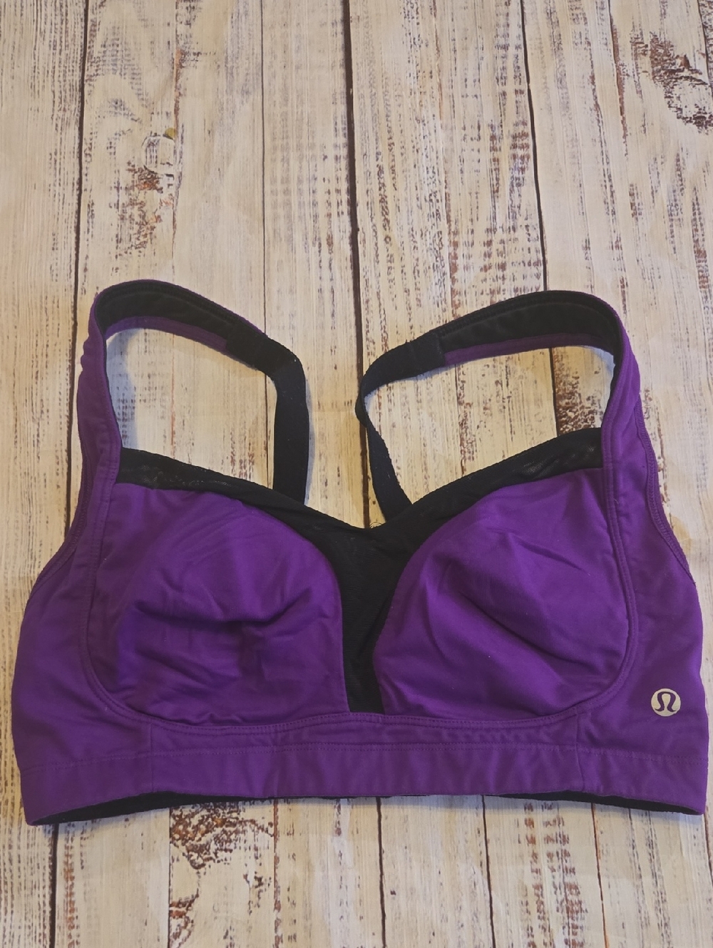 Lululemon Sports Bra Ta Ta Tammer II Sz 34 D